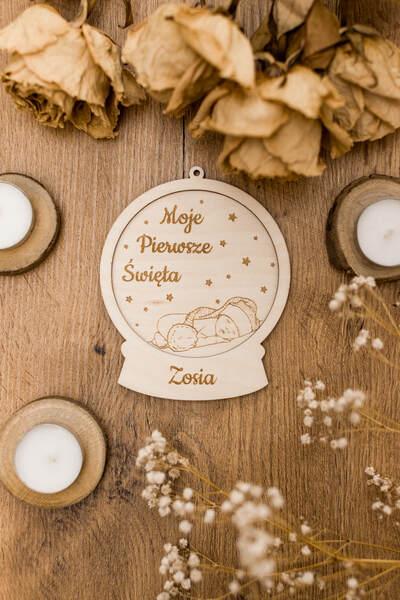 Bombka kula śnieżna "Moje Pierwsze Święta" + imię - obrazek 2