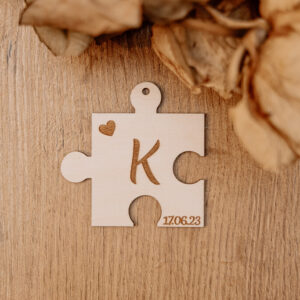 Brelok z Personalizacją Inicjałów i Daty