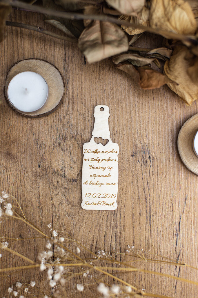 Personalizowana Zawieszka na Alkohol ze Sklejki - obrazek 2