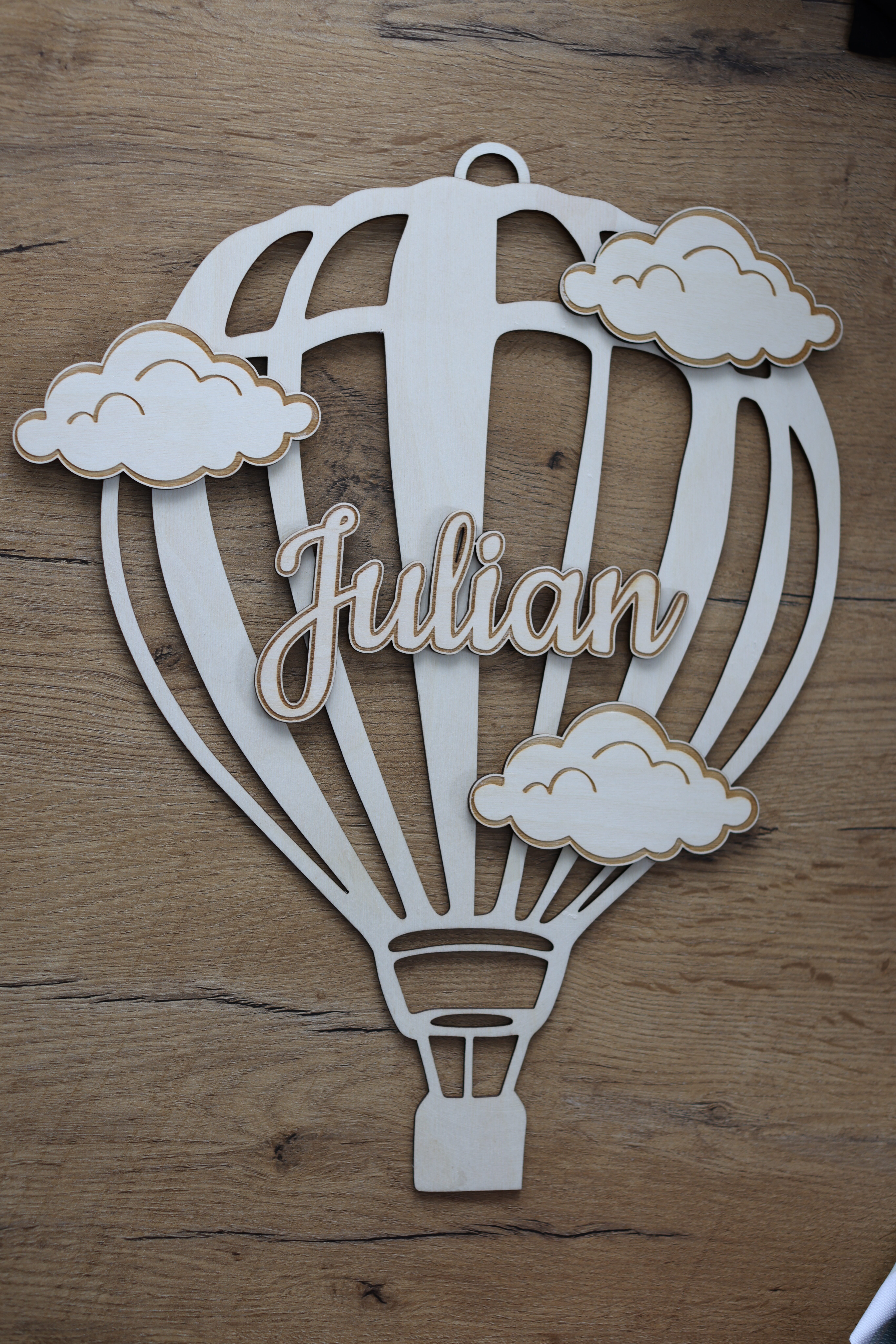 Drewniana dekoracja „Balon z imieniem”