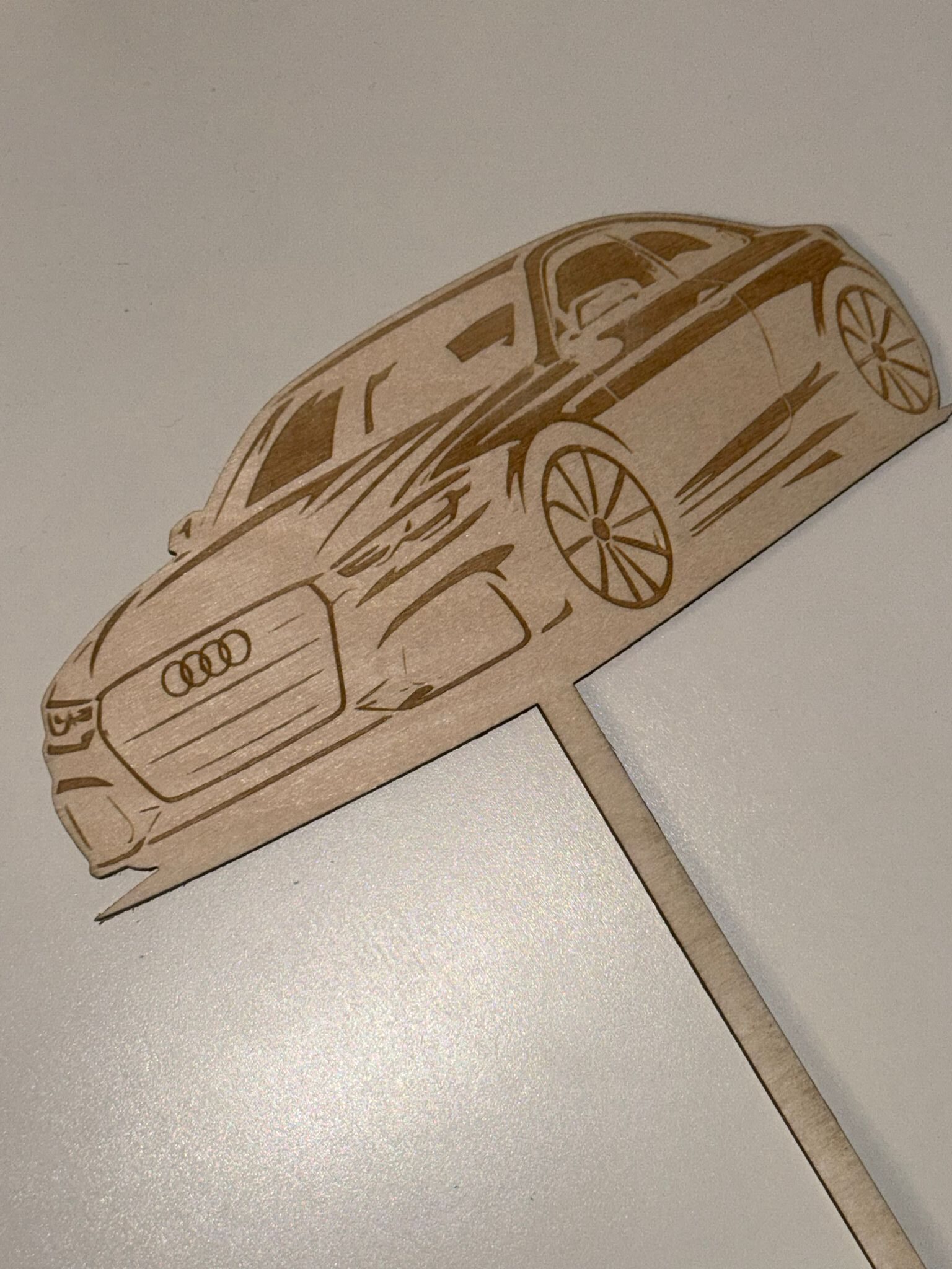 Toper na tort – Audi